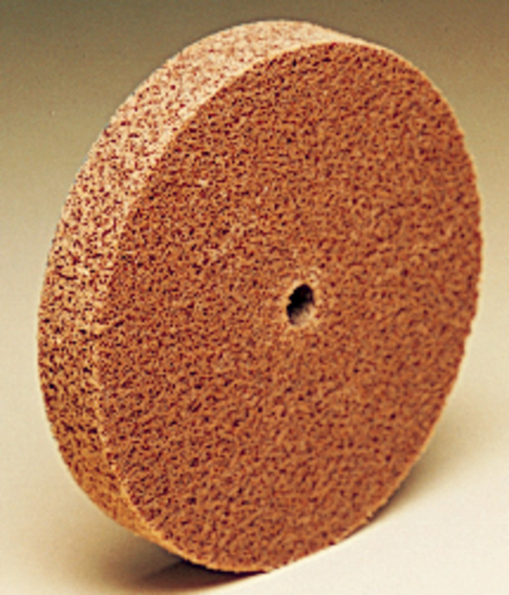 3M Scotch-Brite CP-UW Unitized Aluminum Oxide Hard Deburring Wheel - Medium Grade - Arbor Attachment - 1 1/2 in Diameter - 1/4 in Center Hole - 1/8 in Thickness - 05874