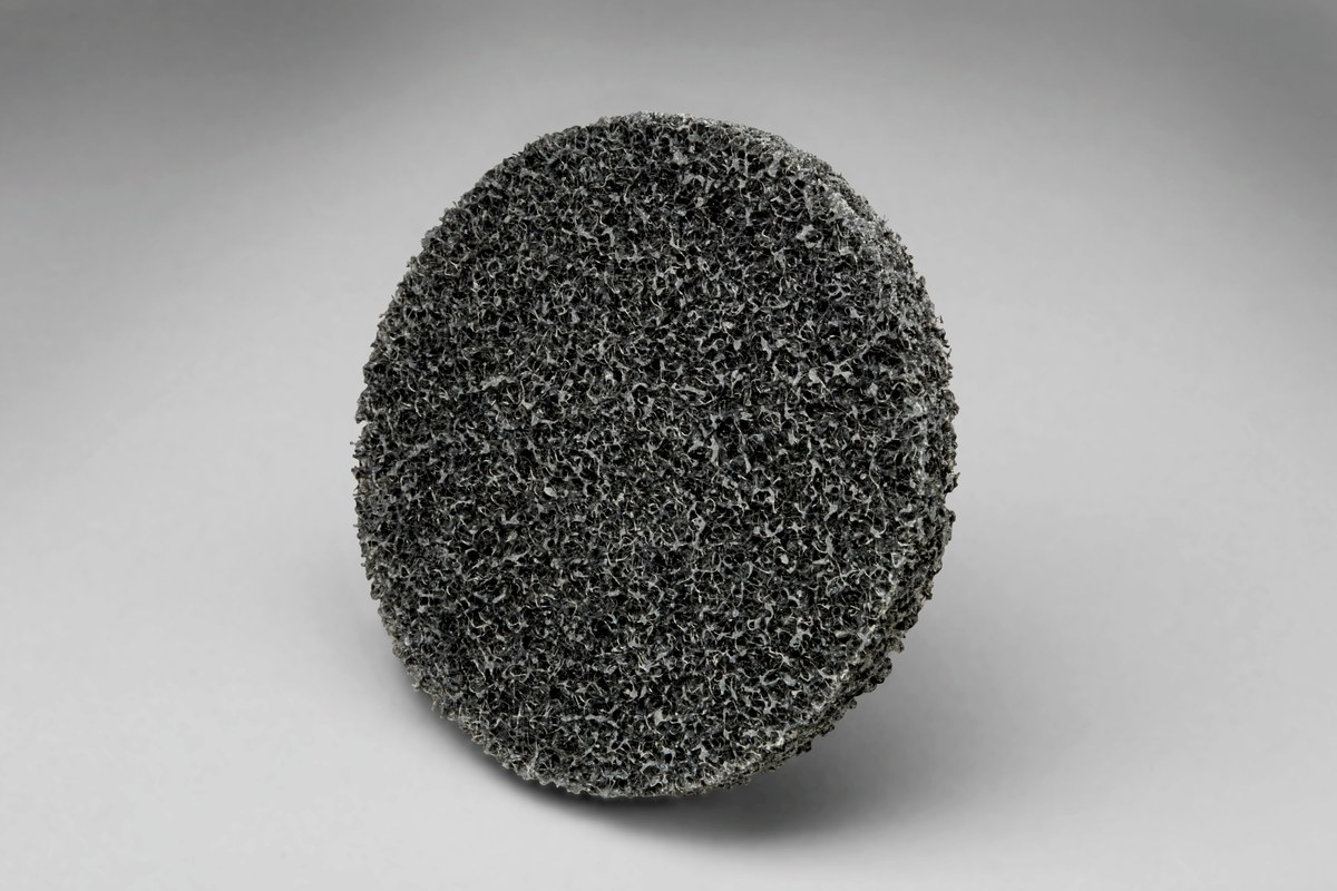 3M Scotch-Brite XL-US Unitized Silicon Carbide Medium Deburring Wheel - Fine Grade - Quick Change Attachment - 2 in Diameter - 17846
