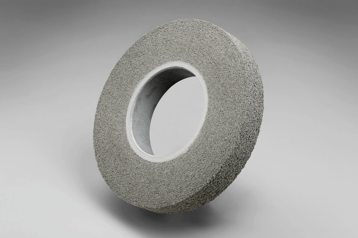 3M Scotch-Brite X2-WL Convolute Silicon Carbide Hard Deburring Wheel - Fine Grade - Arbor Attachment - 10 in Diameter - 5 in Center Hole - 1 in Thickness - 24069