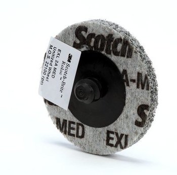 3M Scotch-Brite XL-UR Unitized Aluminum Oxide Medium Deburring Wheel - Medium Grade - Quick Change Attachment - 2 in Diameter - 17192