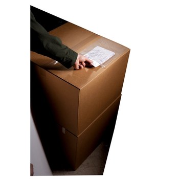 3M PLE-NP1 Clear Polyethylene Label Protective Envelope - 4 1/2 in Width - 5 1/2 in Height - 051111-92039