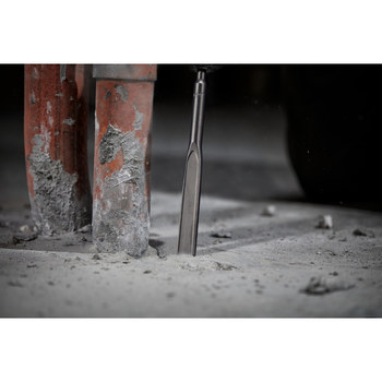 Milwaukee 3/4 in Flat Chisel 48-62-6052 - 10 in Overall Length - High Speed Steel - SDS-Plus Shank