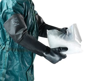 Ansell AlphaTec 19-026 Black 10 Supported Chemical-Resistant Gloves - 26 in Length - Rough Finish - 214022