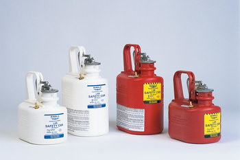 Picture of Eagle Red HDPE 1/2 gal Safety Can (Main product image)