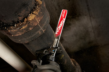 Milwaukee TORCH Reciprocating Saw Blade 48-00-5562 - 7 TPI - 1 in Width x 0.05 in Thick - Carbide Tipped