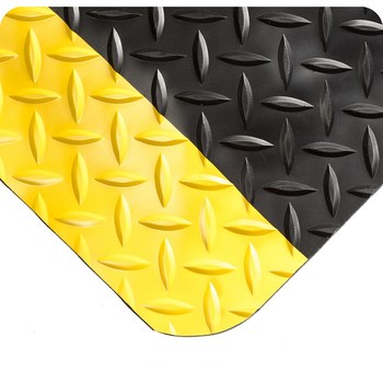 Picture of Wearwell Spongecote 414 Black/Yellow Nitricell/PVC Diamond-Plate Anti-Fatigue Mat (Main product image)