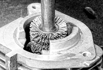 Weiler Bore-Rx 17208 Wheel Brush - 1 in Dia - Crimped Round Nylon Bristle