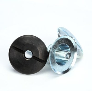 3M Wheel Mandrel - 1/4 in Length - 6 in Wide - 7000028456