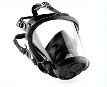 Picture of Sperian Survivair Opti-Fit CBRN Black Large Butyl Rubber Full Facepiece (Main product image)