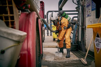 Ansell AlphaTec Chemical Protective Suit 66FLASH AFOT21442000000005 - Size XL - Orange - ANSELL 836132