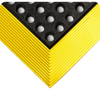 Picture of Wearwell 24/Seven 588 Black w/ Yellow Borders Rubber Anti-Fatigue Mat (Main product image)