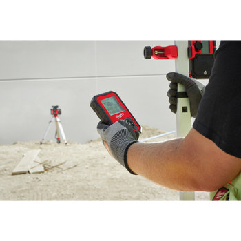 Milwaukee Red/Black Plastic Dual Slope Rotary Laser Receiver - 7.11 in Length - 3.24 in Wide - 1.3 in Thick - 3714