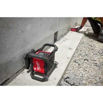 Milwaukee Red/Black Plastic Dual Slope Rotary Laser Receiver - 7.11 in Length - 3.24 in Wide - 1.3 in Thick - 3714