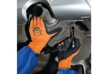 Mapa Black and orange 2XL Nitrile Chemical-Resistant Gloves - ANSI A2 Cut Resistance - Dots Finish - MAPA 34720011