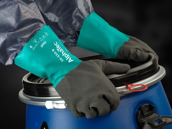 Ansell AlphaTec 58-530 Green 9 Unsupported Chemical-Resistant Gloves - 12 in Length - 13 mil Thick - 58-530B