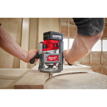 Milwaukee m18 2025 router plunge base