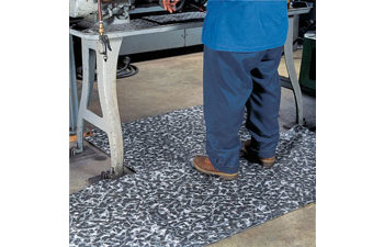 Brady Battlemat Gray 28 gal Absorbent Pad 107678 - 15 in Width - 19 in Length - 662706-22002