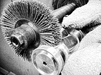 Weiler Nylox 17633 Wheel Brush - 2 in Dia - Crimped Round Nylon Bristle