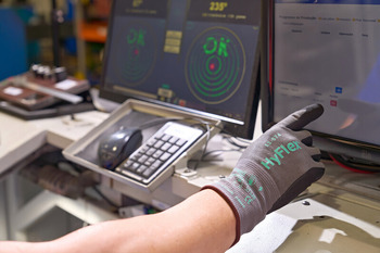 Ansell HyFlex Aerofit 11574 Grey 12 Work Gloves - Aerospace, Machinery and Equipment, Metal fabrication, Automotive, Food Processing Grade - A4 Cut Resistance - Nitrile Foam Palm & Fingers Coating - 11574120