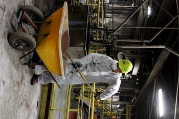 3M Disposable General Purpose & Work Coveralls 46713 - Size Large - White