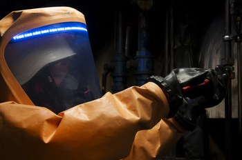 Ansell AlphaTec Chemical Protective Suit 66FLASH AFOV10441B00000005 - Size XL - Orange - ANSELL 836088