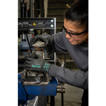 Ansell HyFlex Aerofit 11594VP Black 12 Work Gloves - Aerospace, Machinery and Equipment, Metal fabrication, Automotive, Food Processing Grade - A9 Cut Resistance - Nitrile Foam Palm & Fingers Coating - 11594VP120