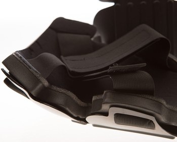 Impacto 82500 Universal Co-Polymer Knee Pad - Hook & Loop Straps - Foam Padding - 628167-82500