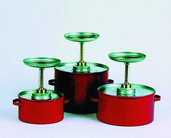 Picture of Eagle Red Galvanized Steel 4 qt Safety Can (Main product image)