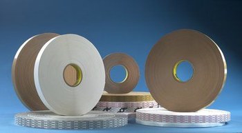 3M 450EK Clear Transfer Tape - 1 in Width x 600 yd Length - 1 mil Thick - Extensible Kraft Paper Liner - 74044