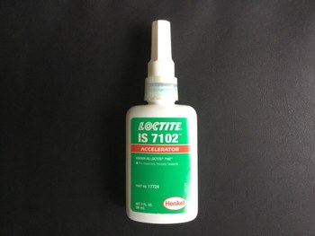 Picture of Loctite Accelerator (Main product image)