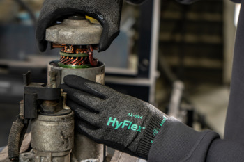 Ansell HyFlex Aerofit 11594VP Black 12 Work Gloves - Aerospace, Machinery and Equipment, Metal fabrication, Automotive, Food Processing Grade - A9 Cut Resistance - Nitrile Foam Palm & Fingers Coating - 11594VP120