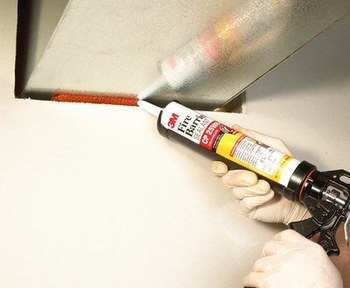 3M CP 25WB+ Firestop Sealant Red Paste 27 fl oz Cartridge - 11641