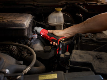 Milwaukee M18 Impact Wrench 2668-20 - M18 REDLITHIUM Battery - 60 ft/lb Max