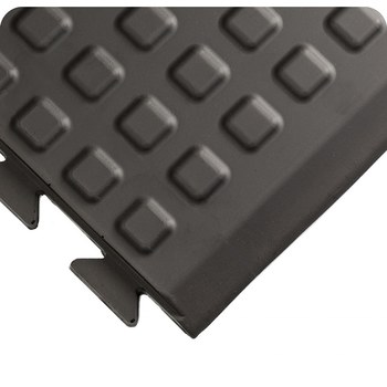 Picture of Wearwell Rejuvenator 502 Black Urethane Raised Squares Anti-Fatigue Mat (Main product image)