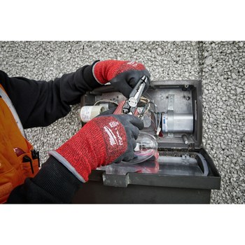 Milwaukee Red/Black Medium Latex Insulated Cut-Resistant Glove - ANSI Cut Level 4 Cut Resistance - Acrylic Terry Insulation - 48-73-7941B