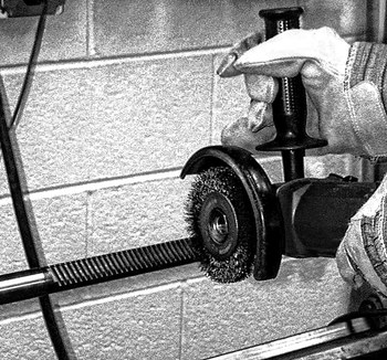 Weiler Wolverine 36207 Wheel Brush - 4 in Dia - Crimped Steel Bristle